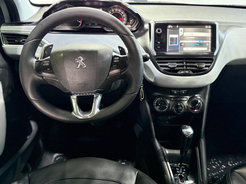 Peugeot 208 Act pack bva    2015