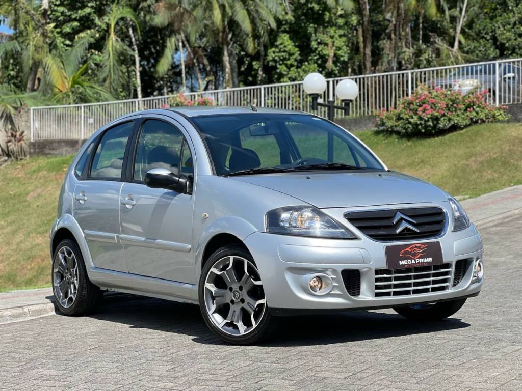 Citroën C3 GLX 1.4/ GLX Sonora 1.4 Flex 8V 5p    2012