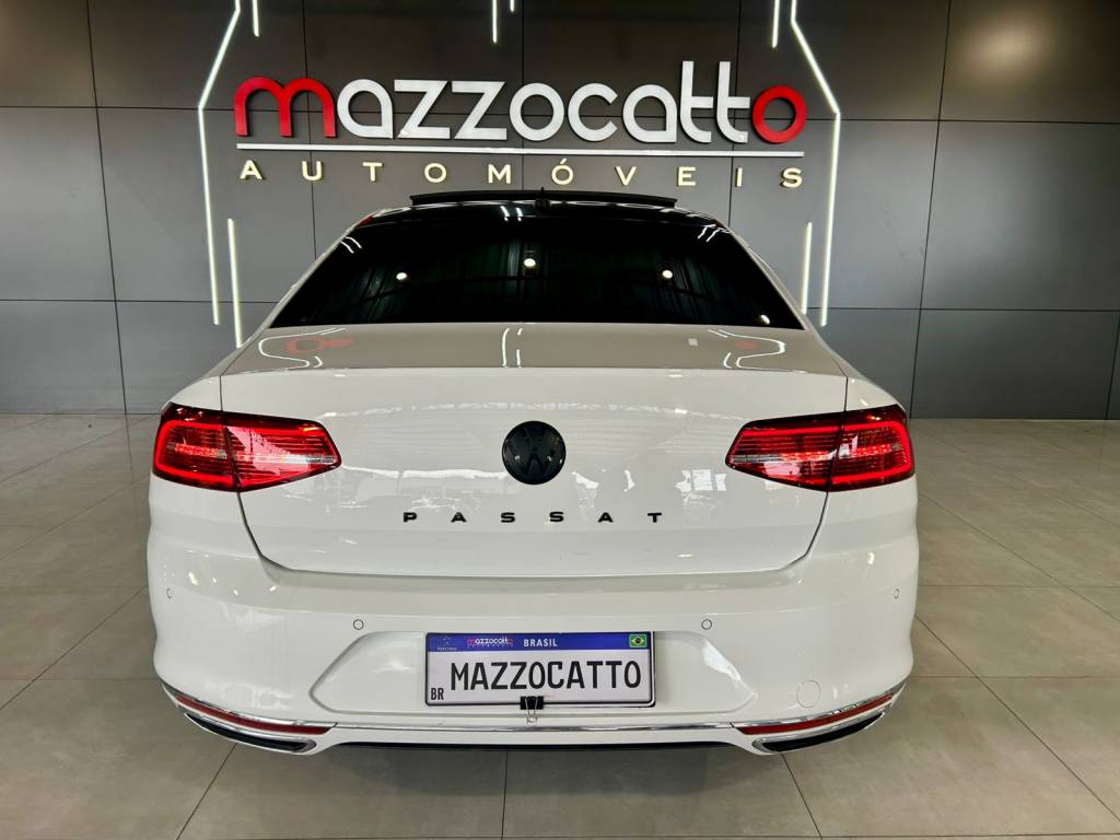 Volkswagen Passat 2.0 highline tsi 220cv tip.    2018