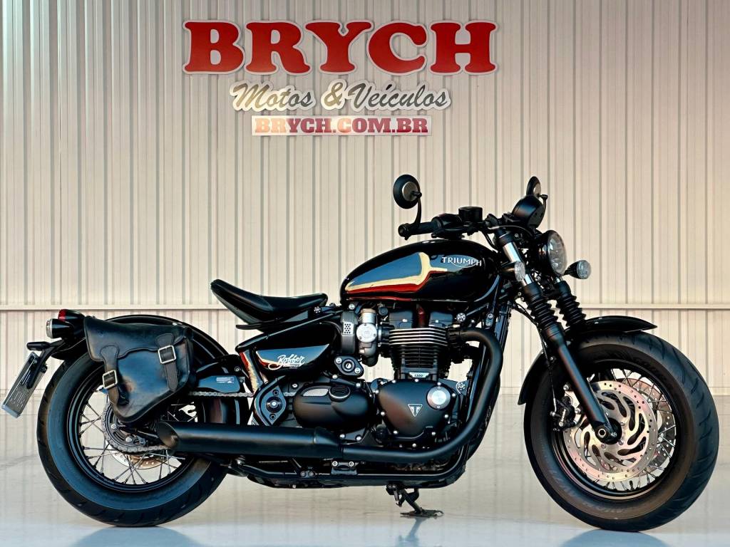 Triumph Bonneville BOBBER BLACK ABS    2020