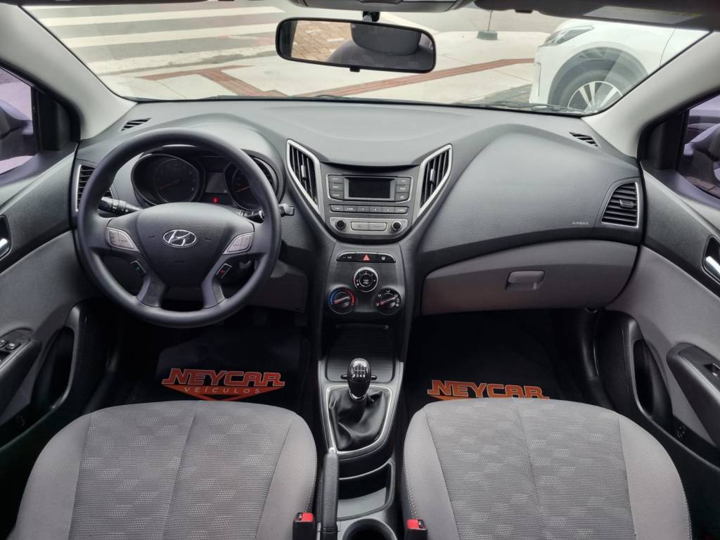 Hyundai HB20S Comfort 1.6 flex manual    2016