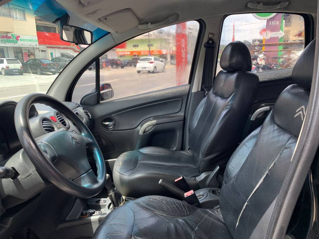 Citroën C3 1.4 glx sonora flex    2012