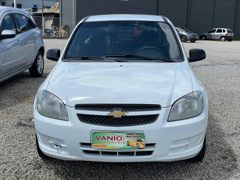Chevrolet Celta 1.0 l ls    2012