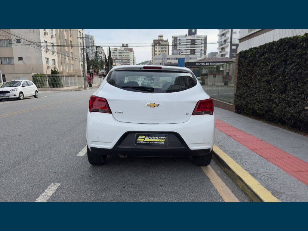 Chevrolet Onix Hatch lt 1.4 8v flexpower 5p aut.    2018