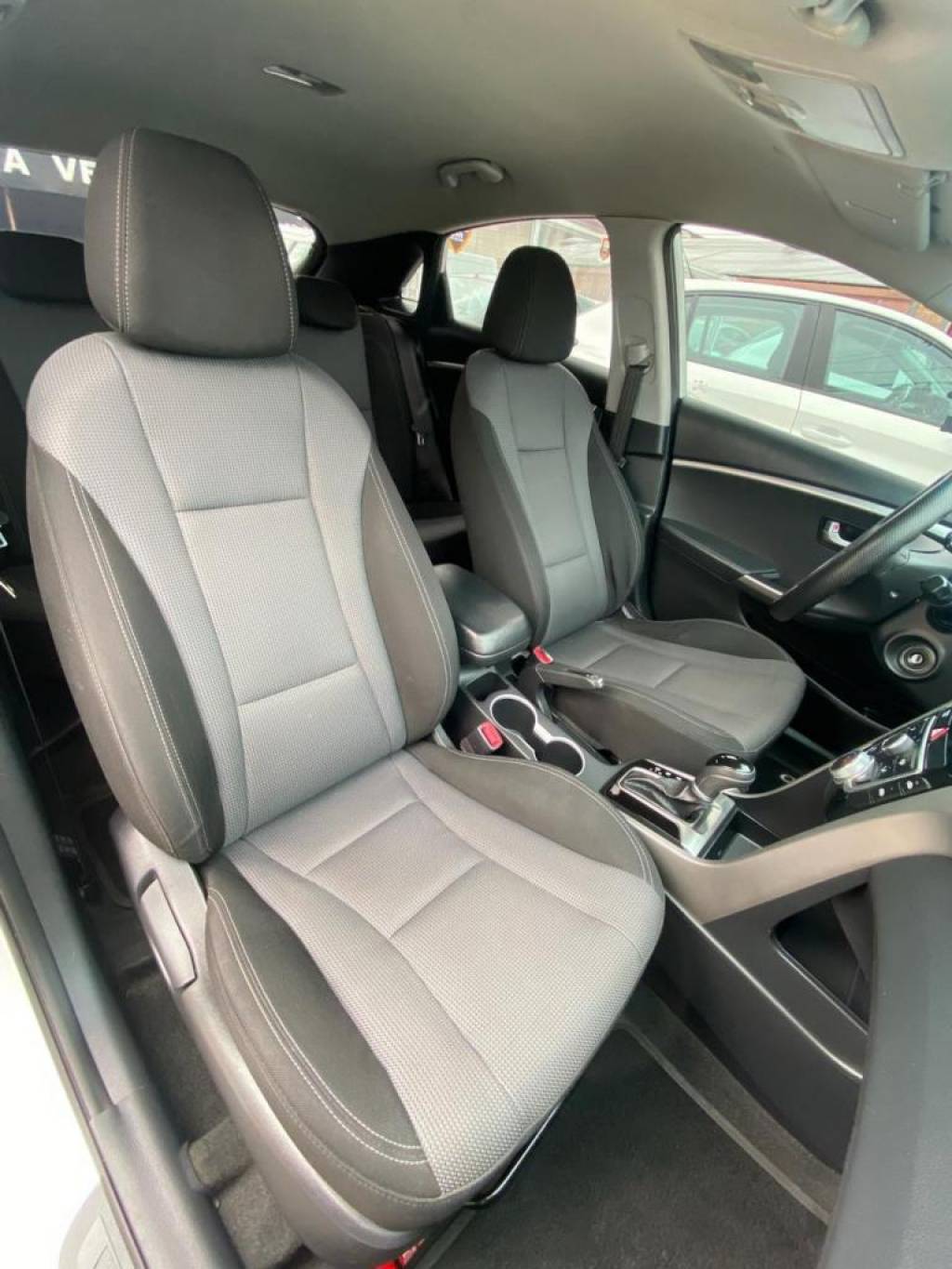 Hyundai I30 1.8 16v aut. 5p    2014