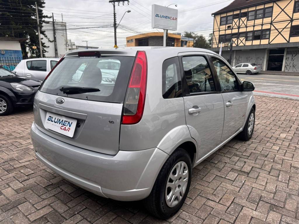 Ford Fiesta 1.6 8v flex/class 1.6 8v flex 5p    2013