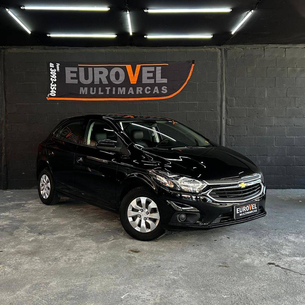 Chevrolet Onix Hatch lt 1.0 8v flexpower 5p mec.    2019