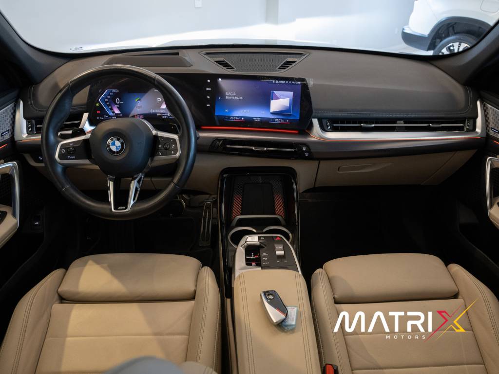 BMW X1 2.0    2023