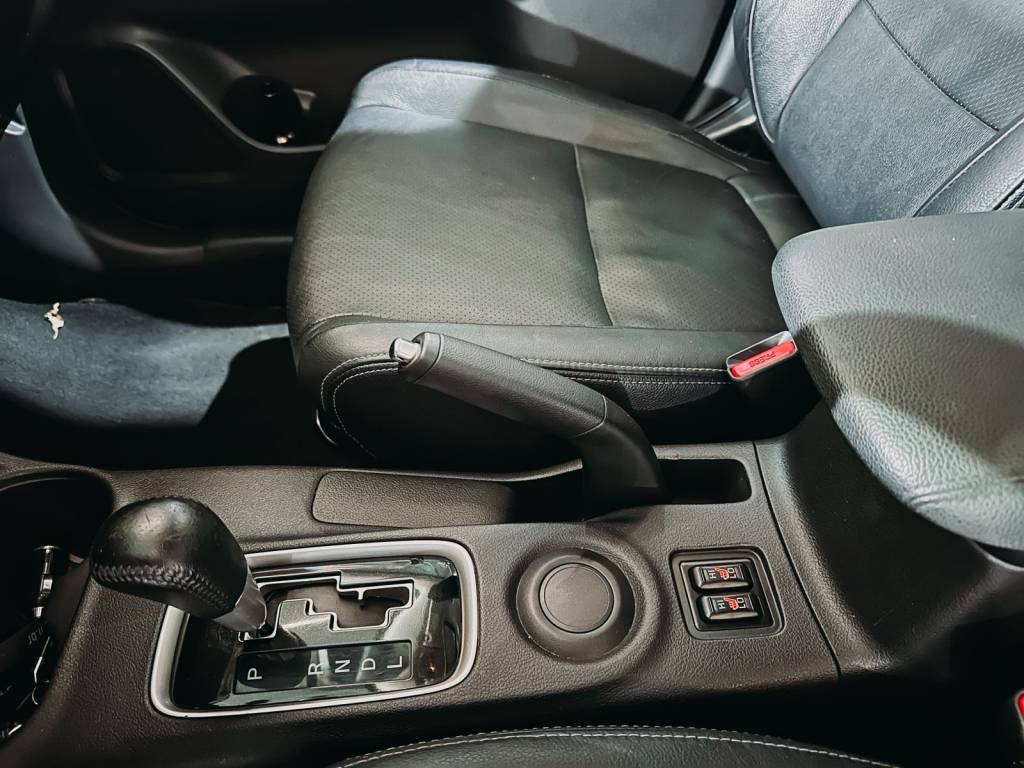 Mitsubishi Outlander 2.0 160cv aut. 16v    2016