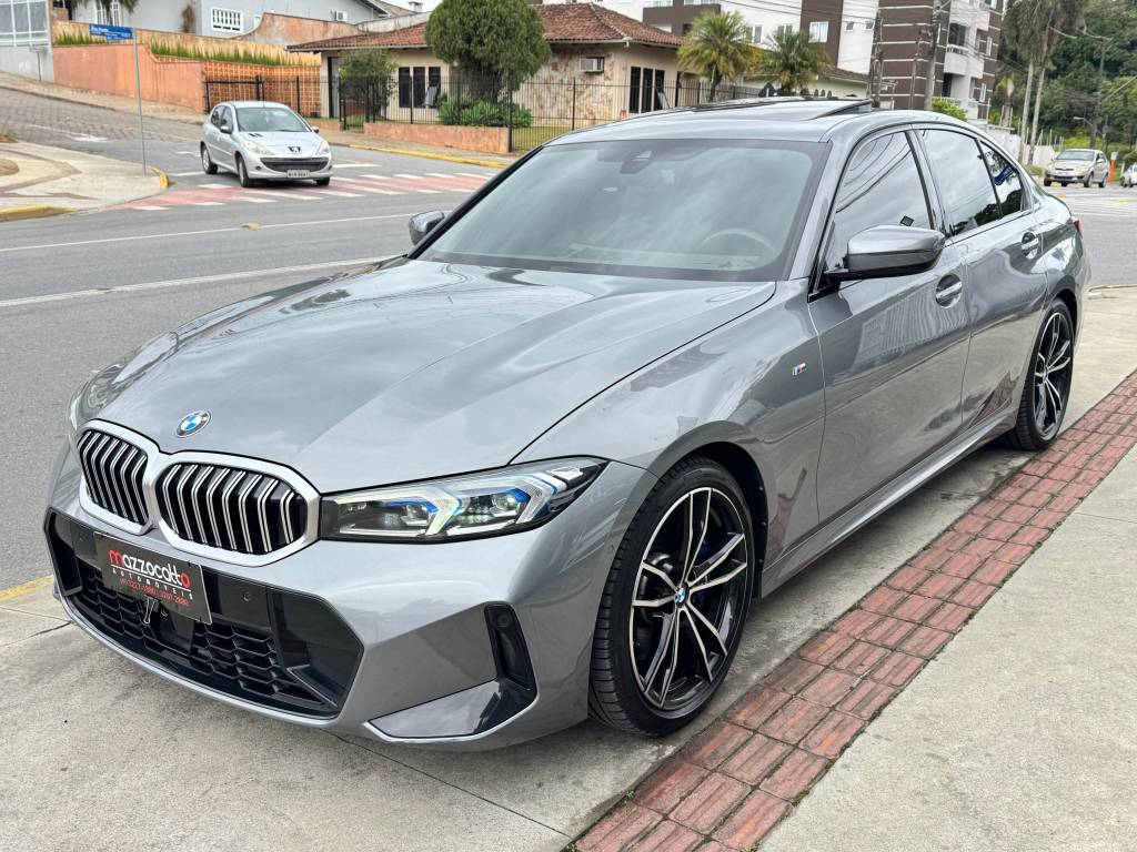 BMW 220i 2.0 16v    2023