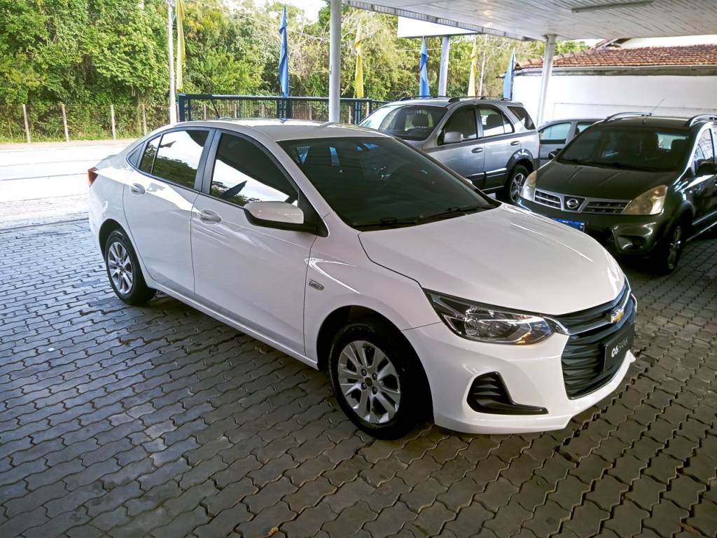 Chevrolet Onix SEDAN Plus LT 1.0 12V Flex 4p Mec.    2020