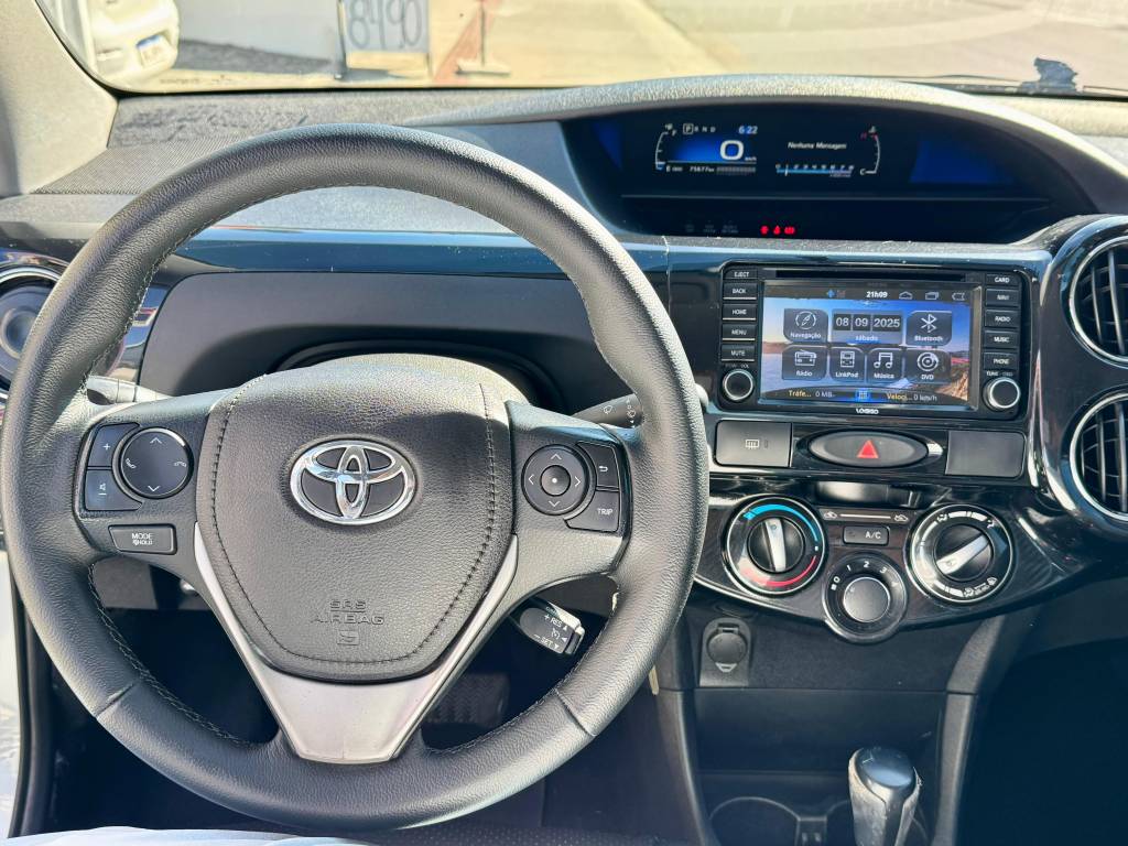 Toyota Etios 1.5 16v    2017