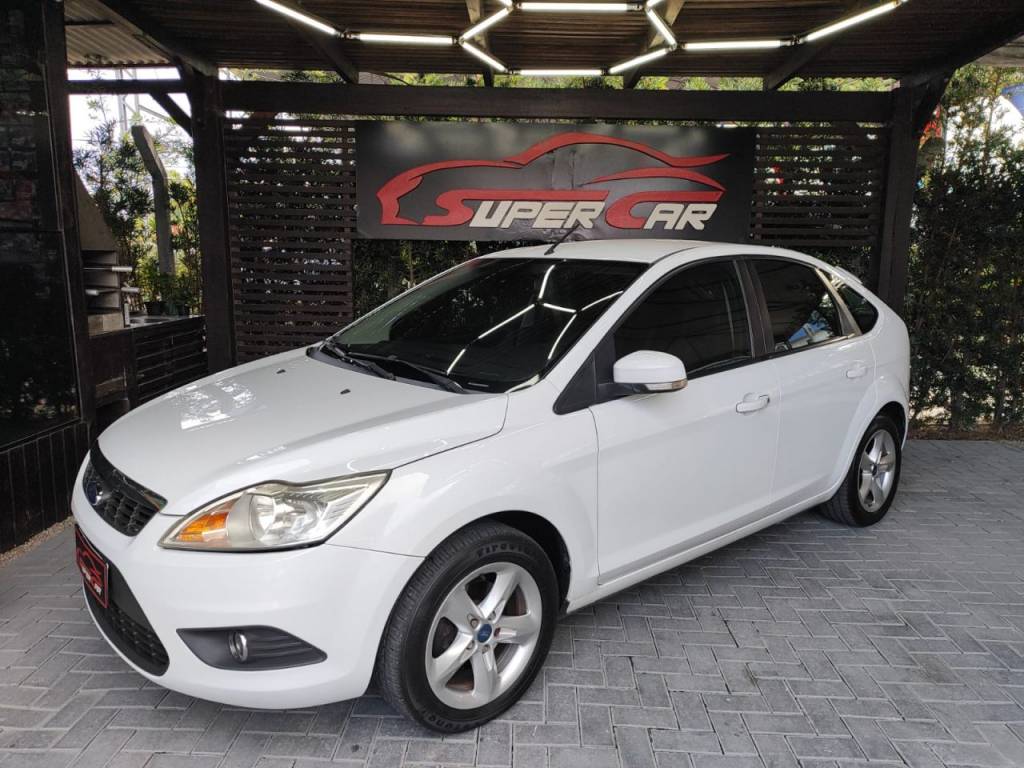 Ford Focus 1.6 S/SE/SE Plus Flex 8V/16V  5p    2013
