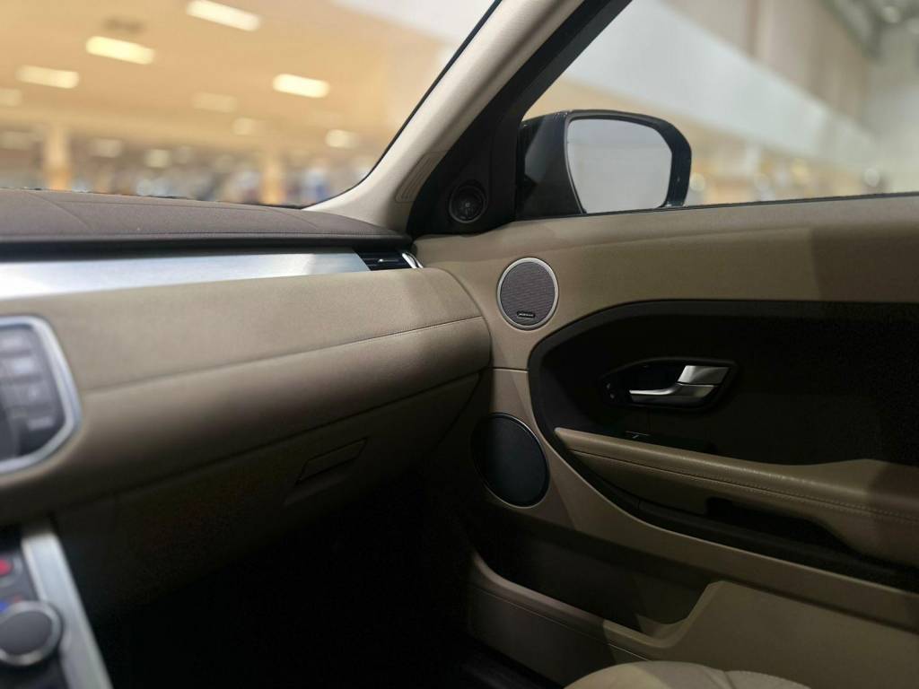 Land Rover Range Rover Evoque Pure  2.0 aut.    2012