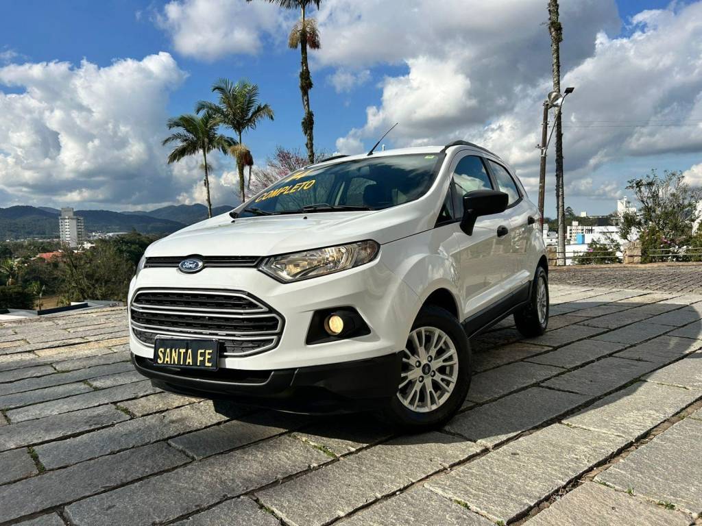 Ford EcoSport SE 1.6    2014