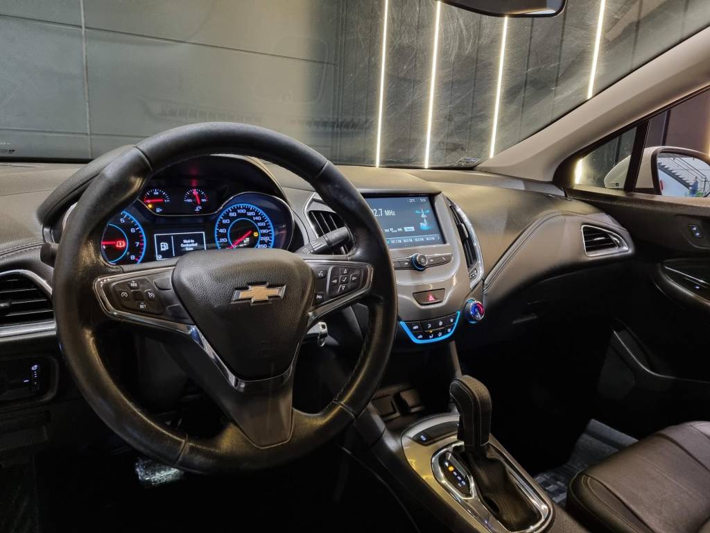 Chevrolet Cruze Lt 1.4 16v turbo flex 4p automático.    2017