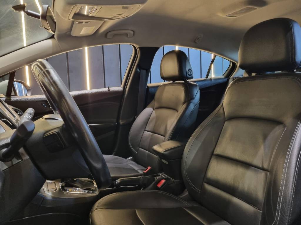Chevrolet Cruze Lt 1.4 16v turbo flex 4p automático.    2017