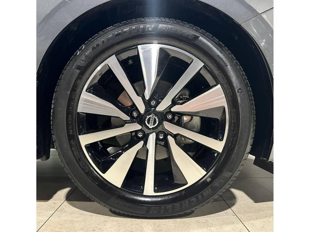 Nissan Sentra Exclusive 2.0 cvt    2023