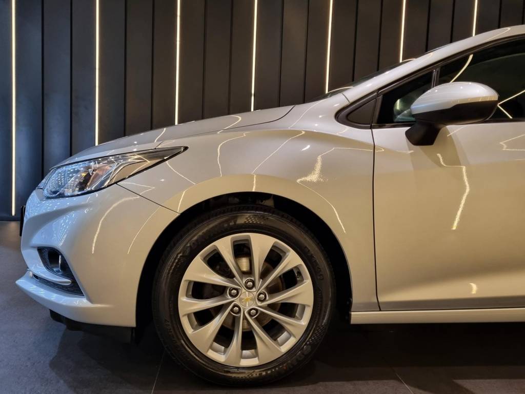 Chevrolet Cruze Lt 1.4 16v turbo flex 4p automático.    2017