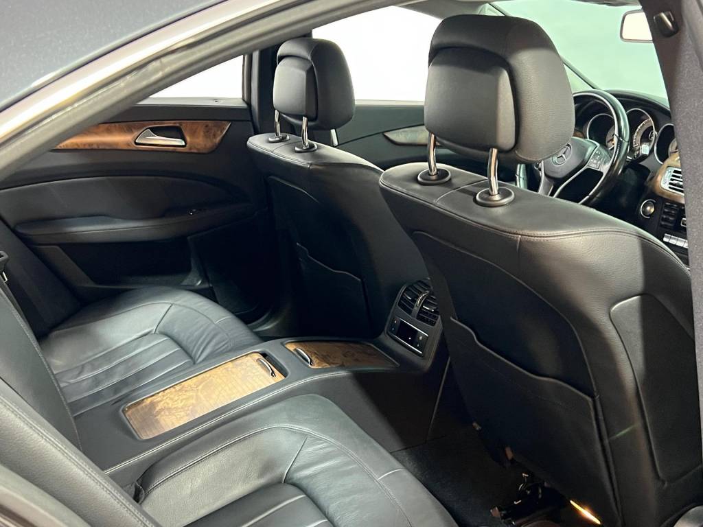 Mercedes Benz CLS 350 Cgi 3.5 306cv aut.    2012
