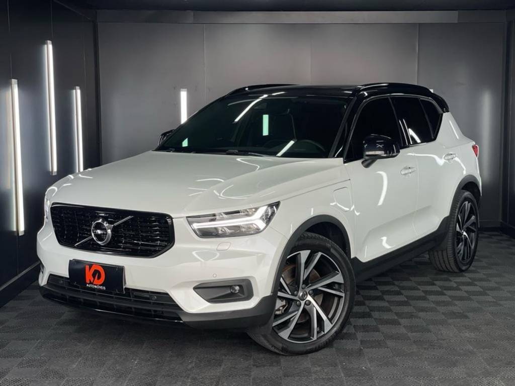 Volvo XC40 40 T-5 HÍBRIDO R-DESIGN 1.5 262CV FWD    2021