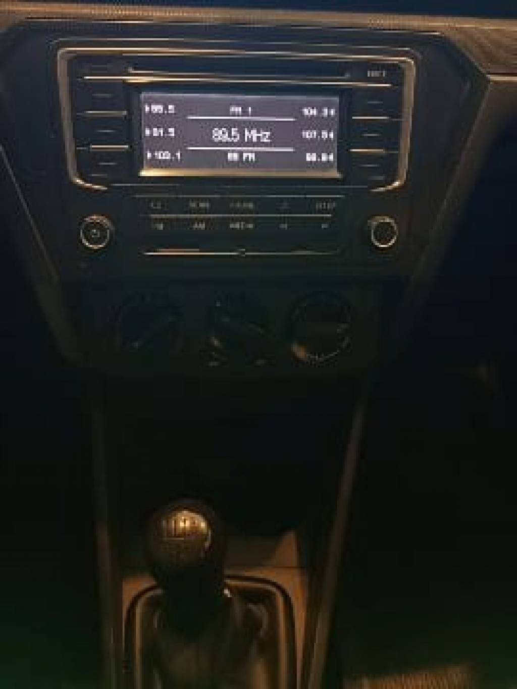 Volkswagen Voyage 1.0 12v    2023