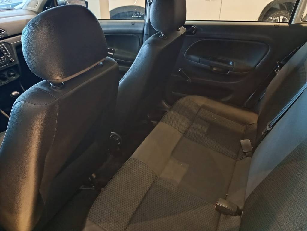 Volkswagen Voyage 1.0 12v    2023