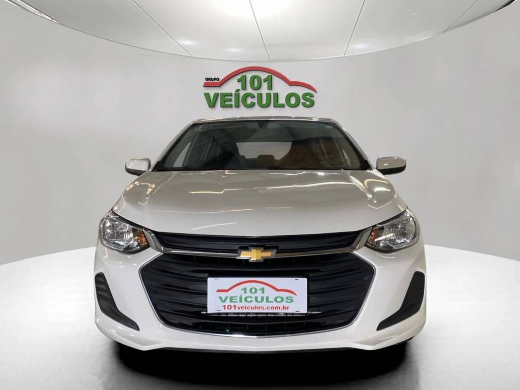 Chevrolet Onix Onix 1.0 hatch lt tb flex mec.    2023