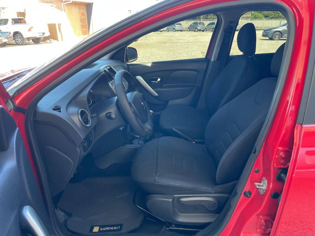 Renault Sandero 1.6 dynamique hi-power    2015