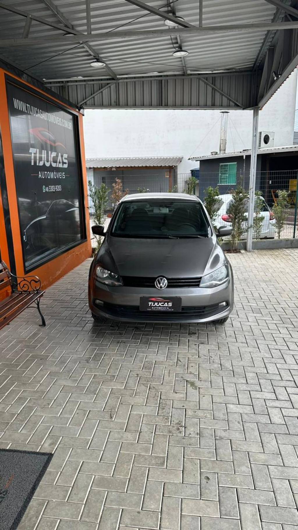 Volkswagen Voyage 1.0 city mi total flex 8v    2014