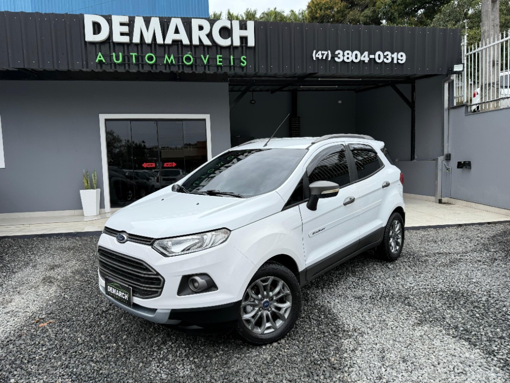 Ford EcoSport 1.6    2013