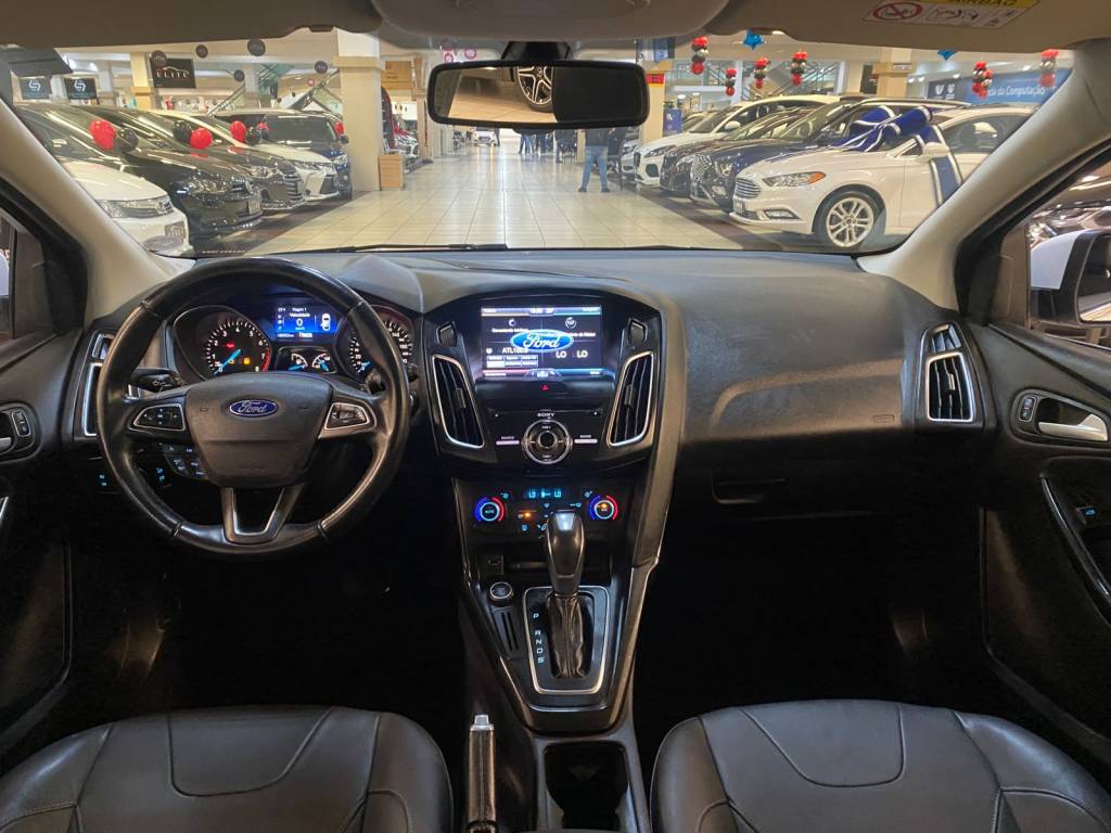 Ford Focus 2.0 titatita plus flex aut. 12v    2016