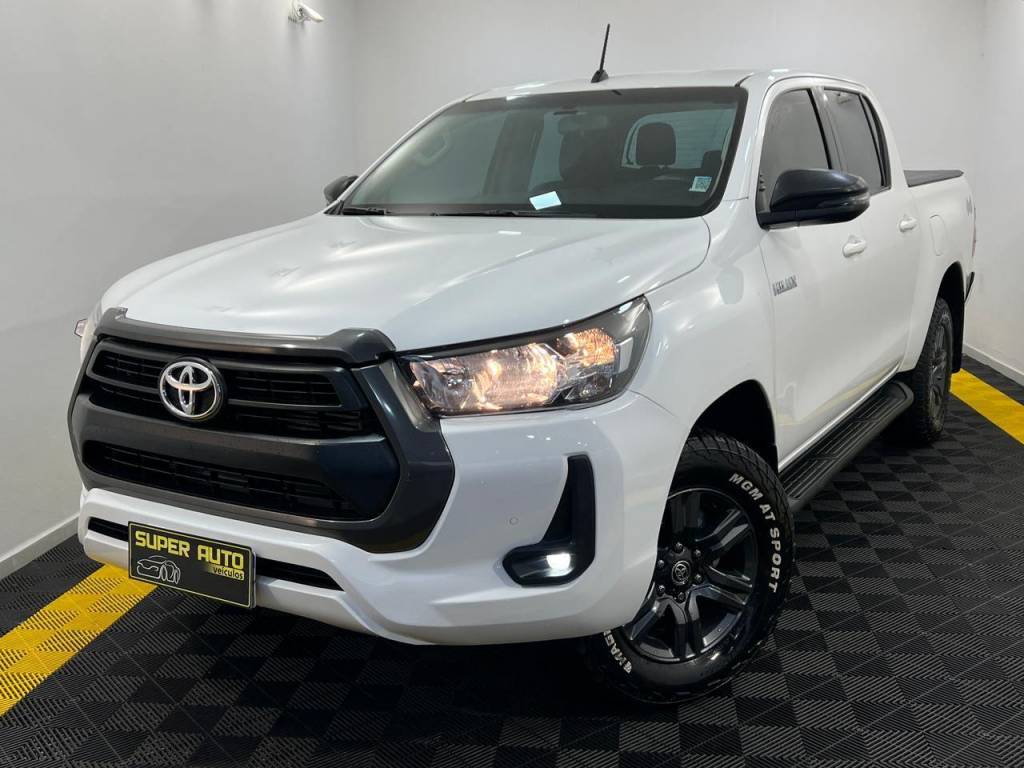 Toyota Hilux SR 4X4 DIESEL E AUTOMÁTICO!    2024