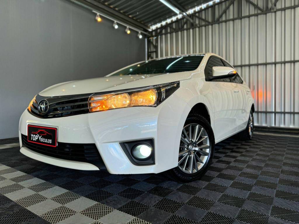 Toyota Corolla XEI    2017