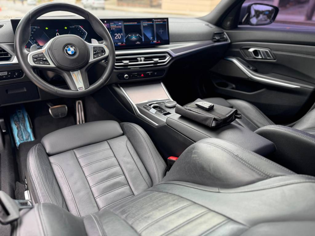 BMW 220i 2.0 16v    2023