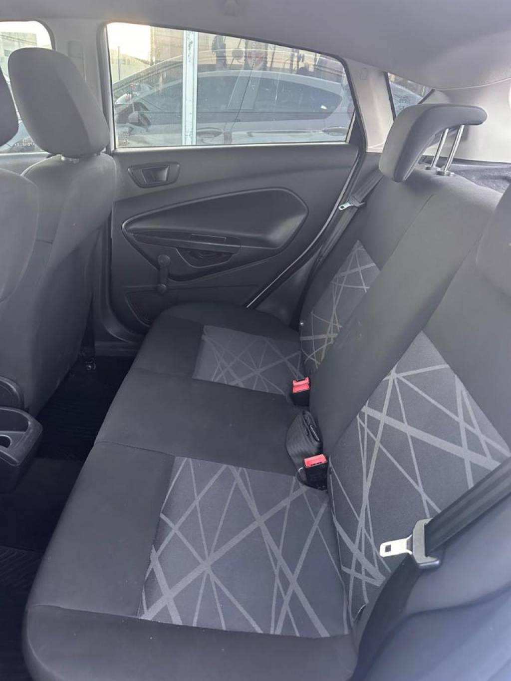 Ford New Fiesta Fiesta 1.5 16v flex mec. 5p    2015