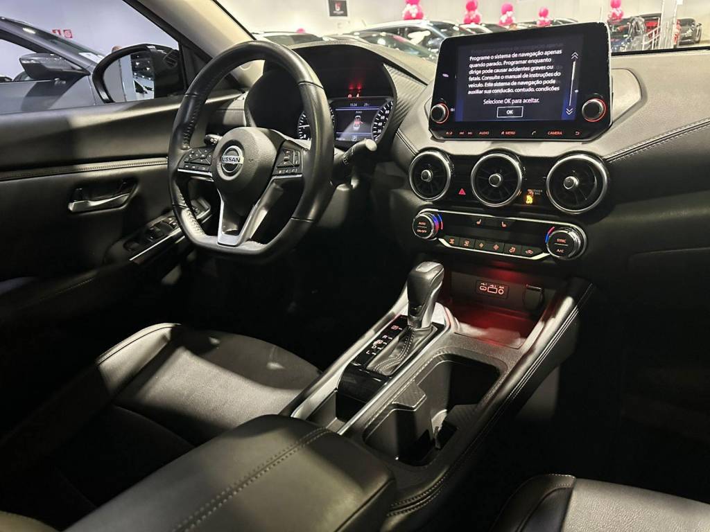 Nissan Sentra Exclusive 2.0 cvt    2023