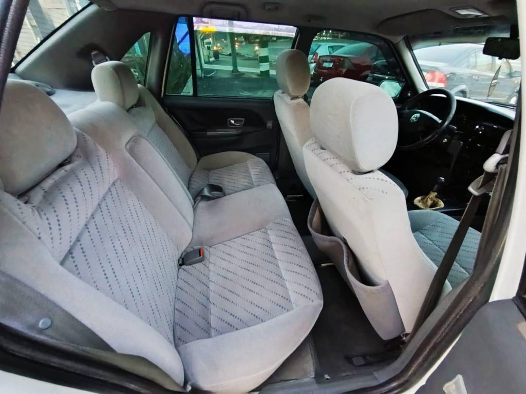 Volkswagen Santana Sedan    2004