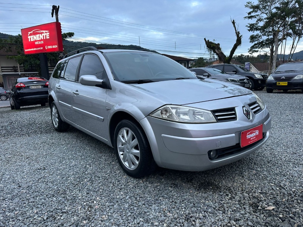 Renault Mégane Grand Tour Dynamique 1.6    2013