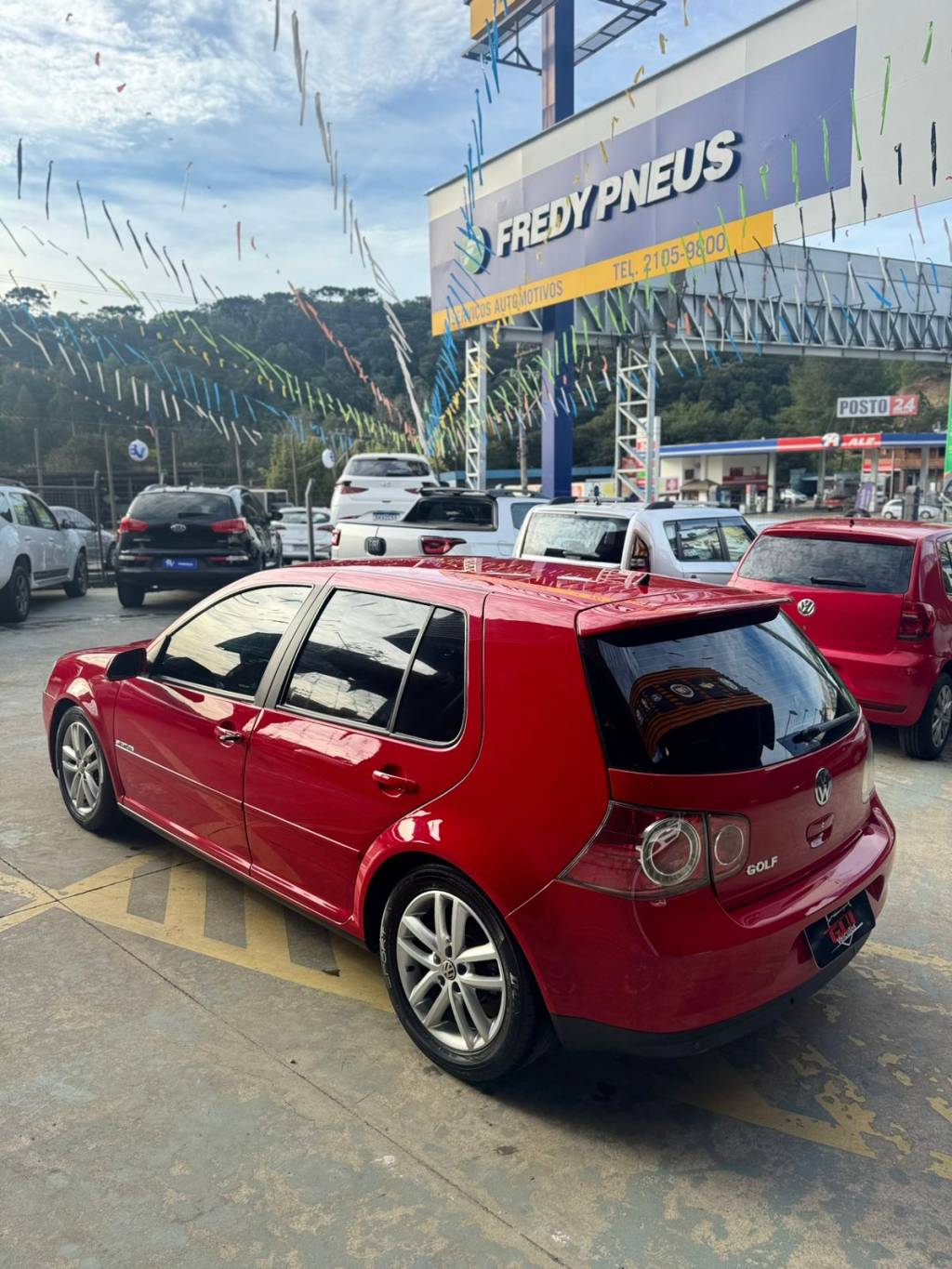 Volkswagen Golf 1.6 8v    2010