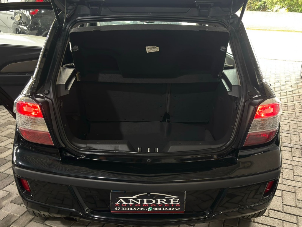 Chevrolet Agile Ltz easytronic 1.4    2014