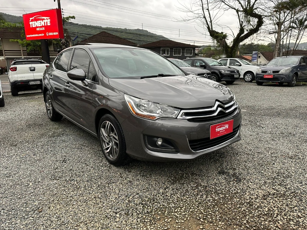 Citroën C4 Lounge Exclusive 1.6 turbo flex    2015