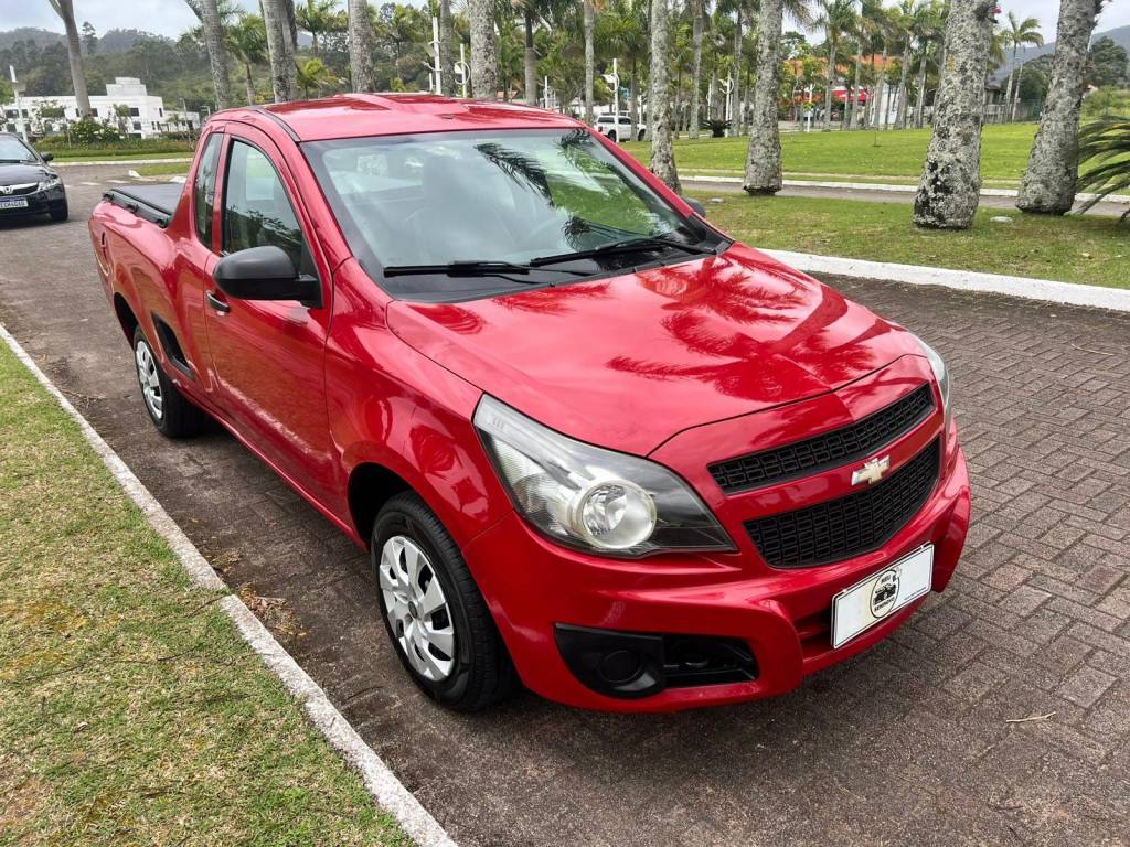 Chevrolet Montana Ls 1.4 flex    2016