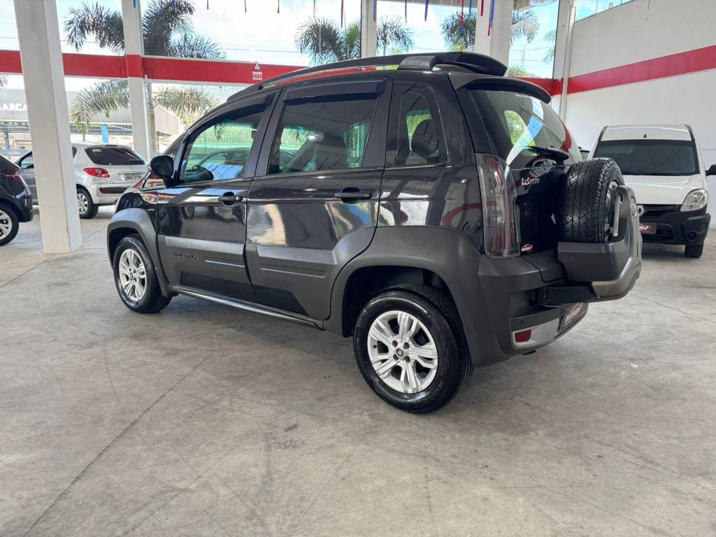 Fiat Idea Adv./ adv.lock.dualogic 1.8 flex 5p    2015