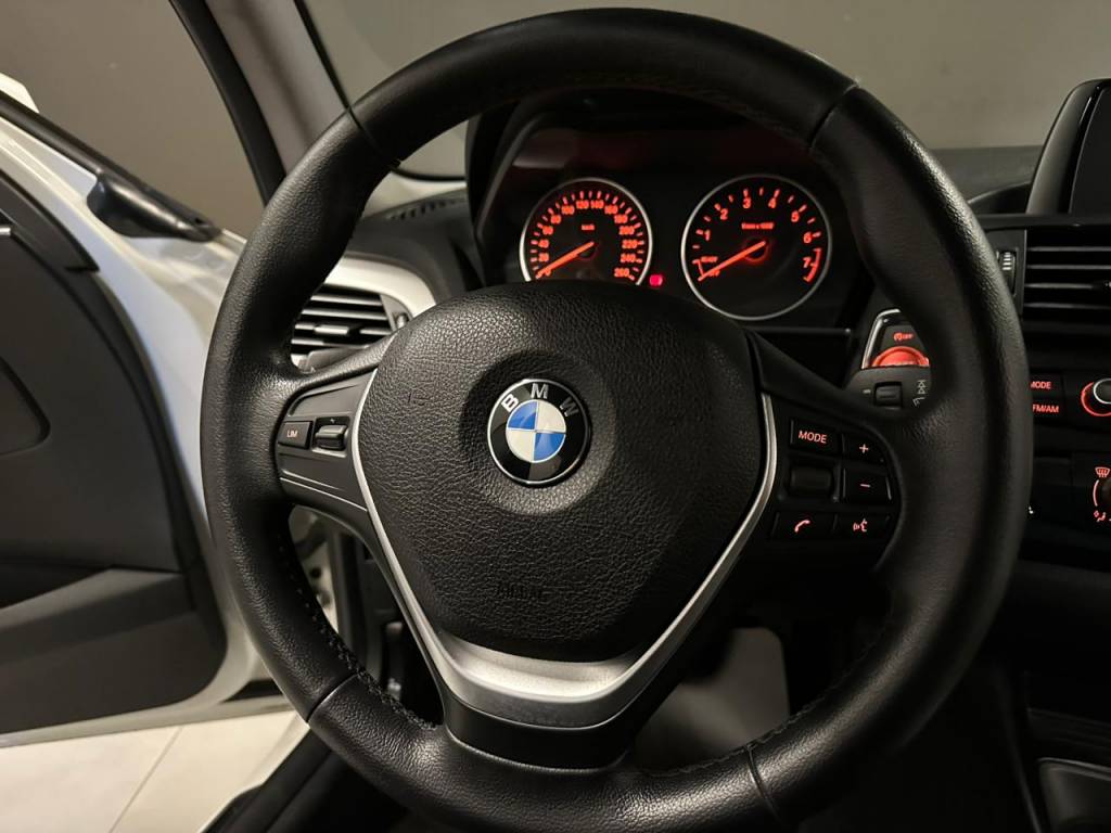 BMW 118i 1.6 full tb 170cv    2013