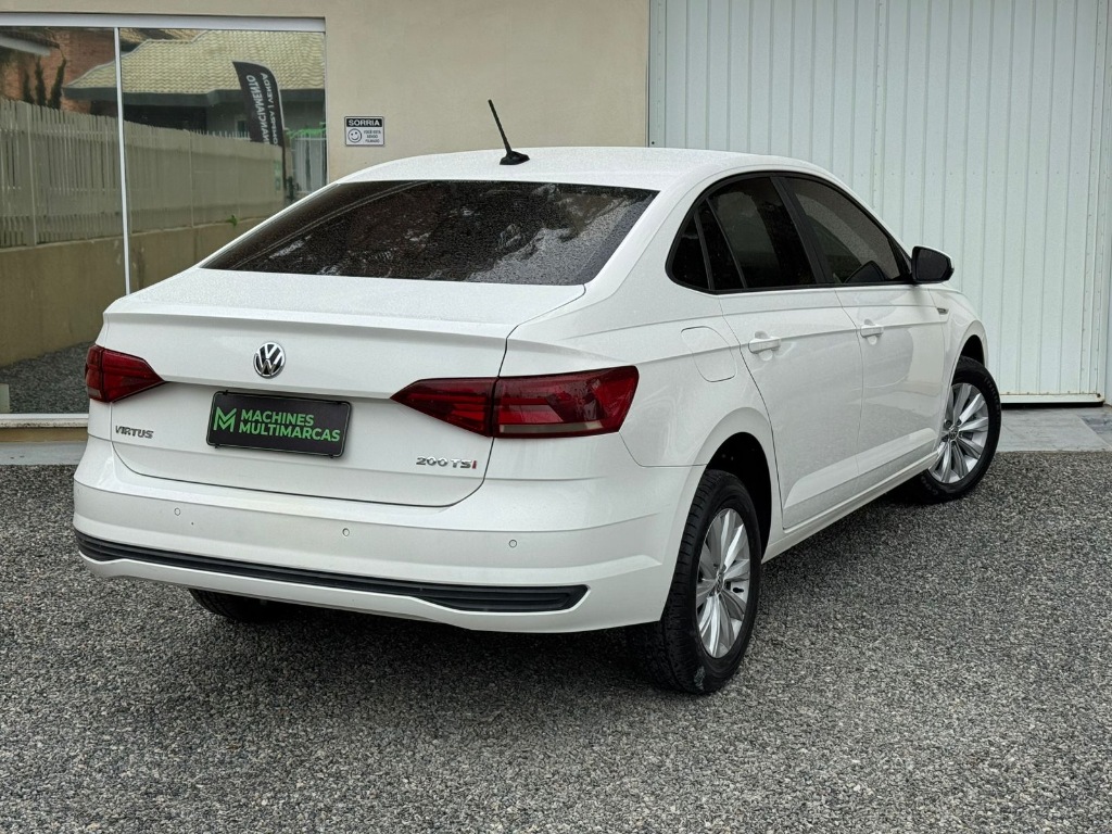 Volkswagen Virtus 200 tsi top    2022