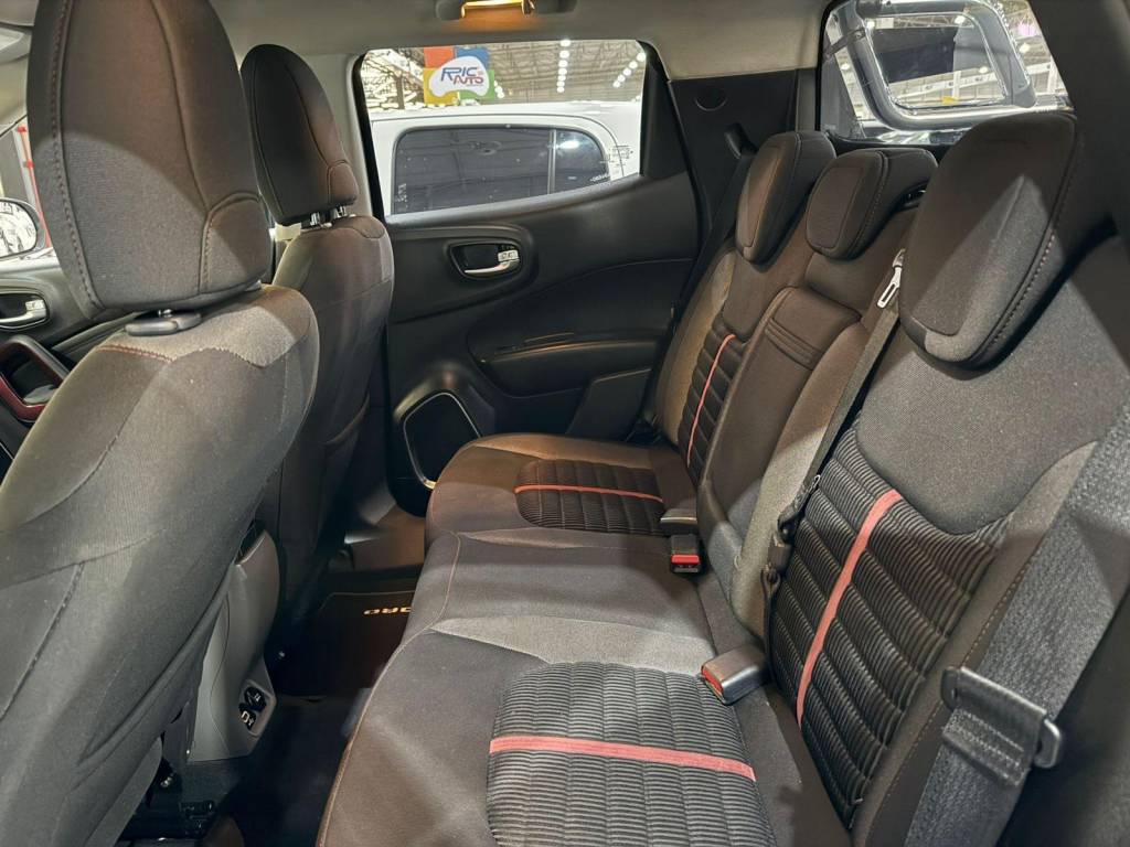Fiat Toro Freedom 1.8 16v flex aut.    2017