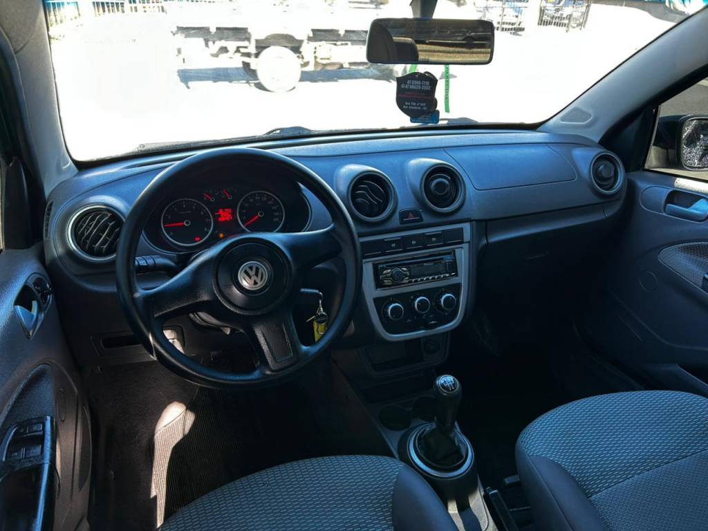 Volkswagen Gol 1.0 8v    2013