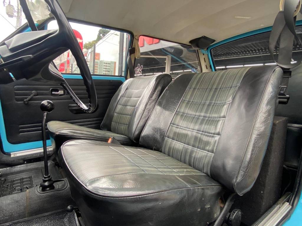 Volkswagen Brasília Placa preta    1975