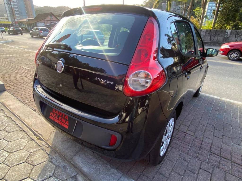 Fiat Palio /  attract 1.0    2013
